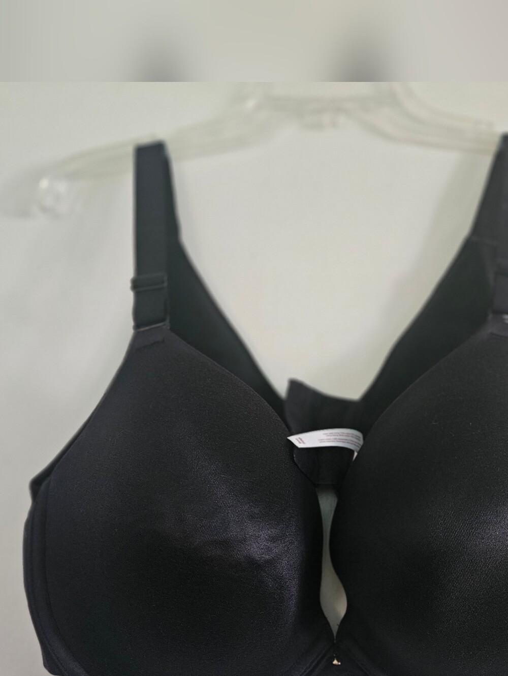 Lane Bryant Cacique Black Smooth Plunge Bra